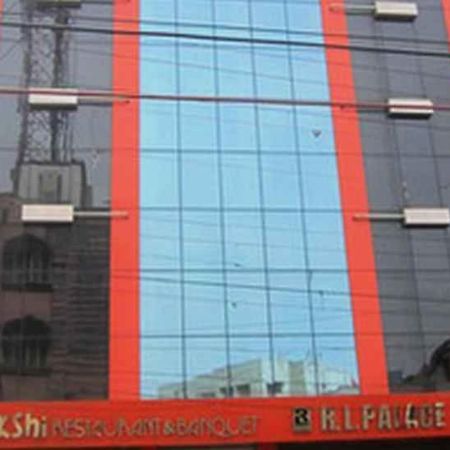 R L Palace Hotel Burnpur Exterior photo